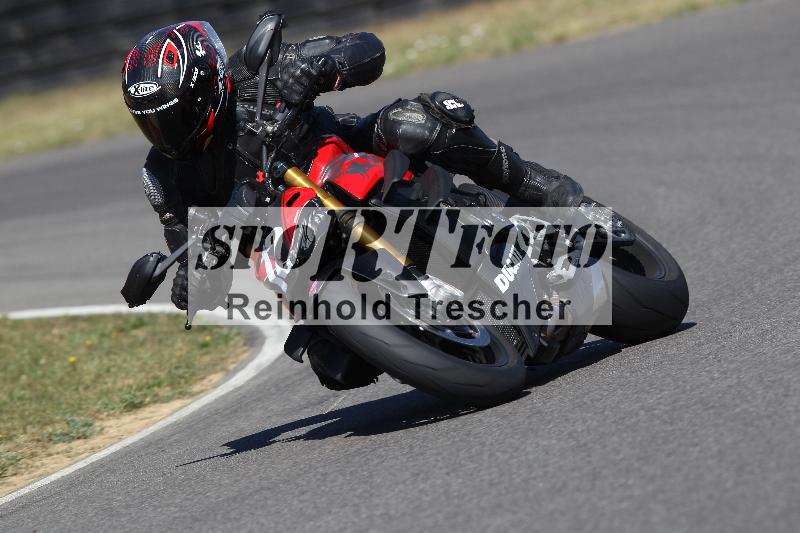 Archiv-2022/53 12.08.2022 Discover The Bike ADR/Race 3/72